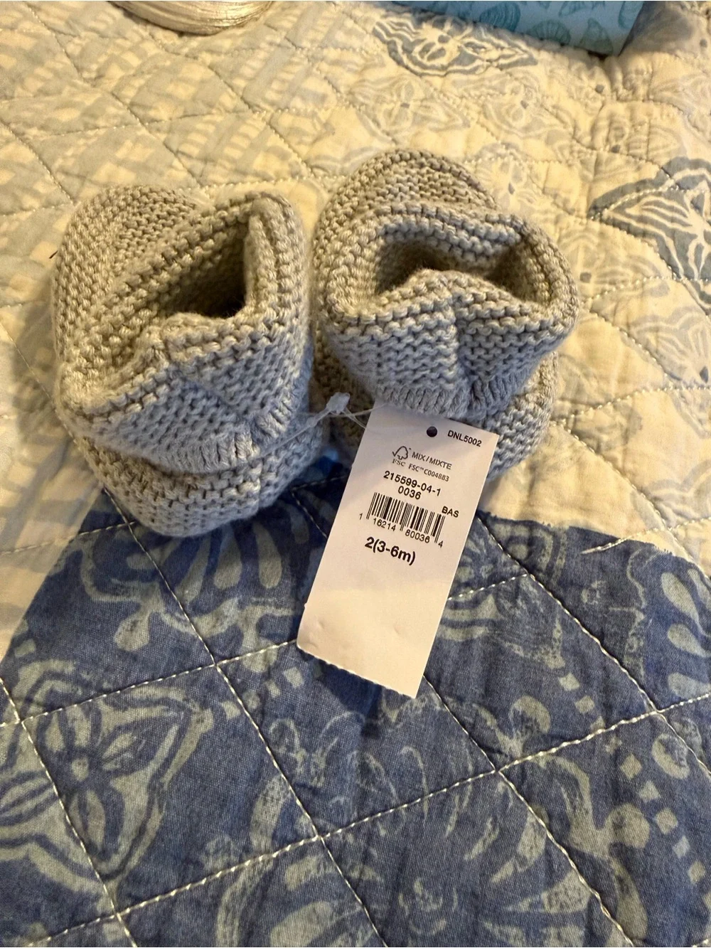 GAP Gray Knit Baby Booties